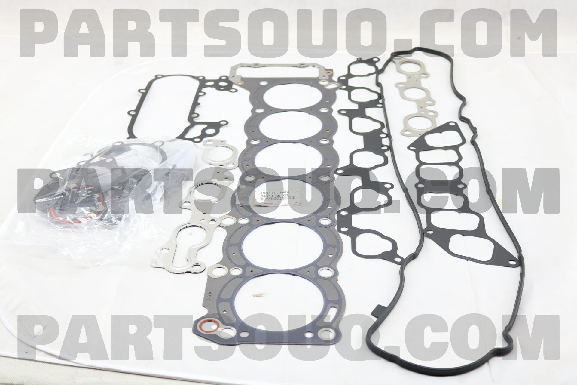 صورة طقم وجيه توضيب محرك تويوتا الأصلي 04111-66101
