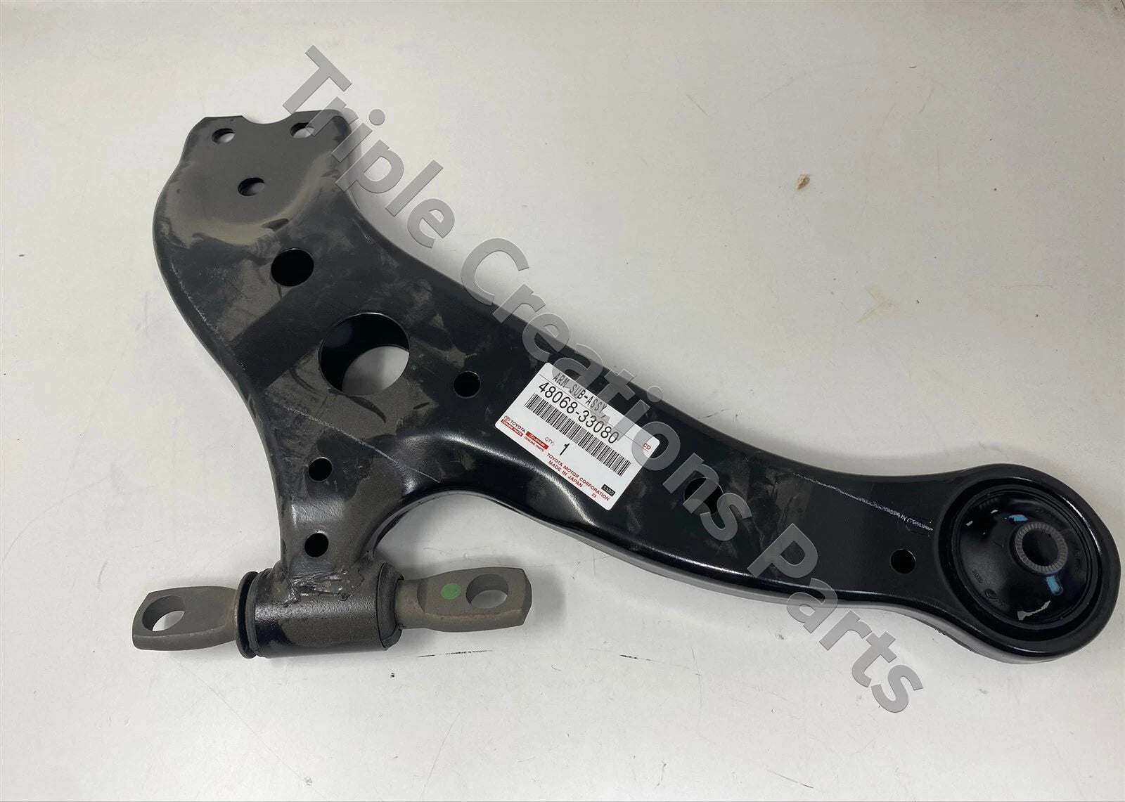 Toyota 48068-33080 Genuine Front Lower Control Arm RH