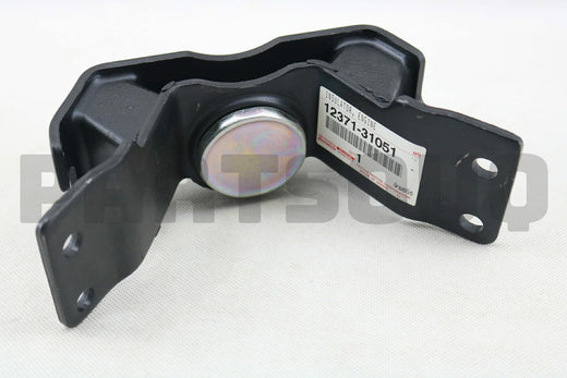 قاعدة قير خلفية أصلية تويوتا FJ كروزر 12371-31051 | Genuine Toyota rear transmission mount
