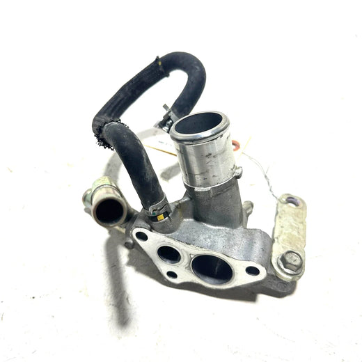 مخرج ماء المحرك تويوتا الأصلي 16331-25021 | Genuine Toyota engine water outlet