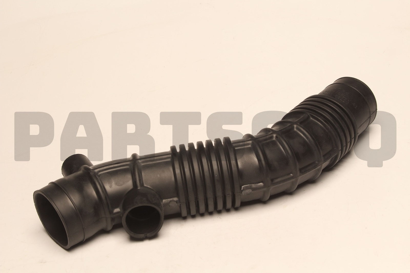 خرطوم فلتر الهواء رقم 1 تويوتا 17881-66100 | Genuine Toyota Air Cleaner Hose No.1
