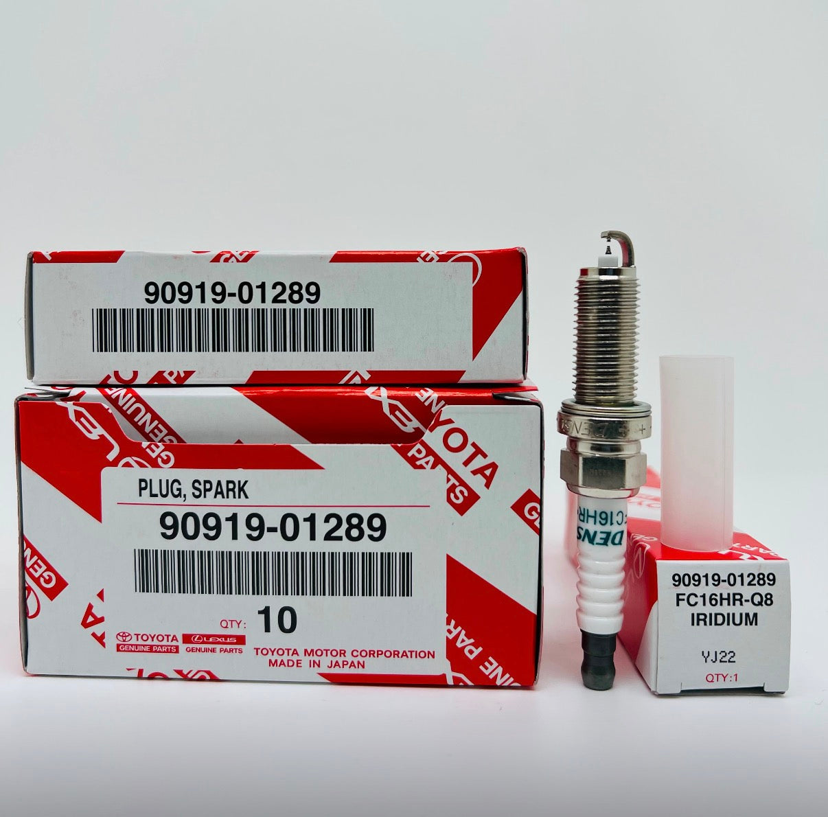 Toyota orginal spark plug 90919-01289 | Camry 2.5L 2018–2024| 1 pic سعر الحبه
