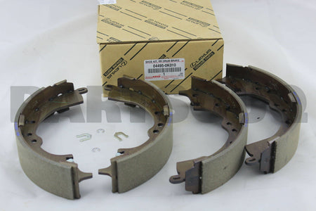 طقم أحذية الفرامل الخلفية الأصلي تويوتا 04495-0K010 | Genuine Toyota rear brake shoe kit