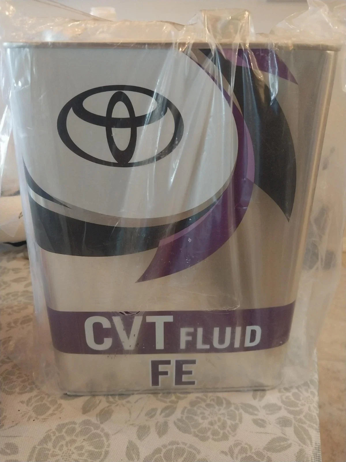 زيت جير تويوتا أصلي CVT Fluid FE سعة 4 لتر 08886-81905 | Genuine Toyota CVT Fluid FE