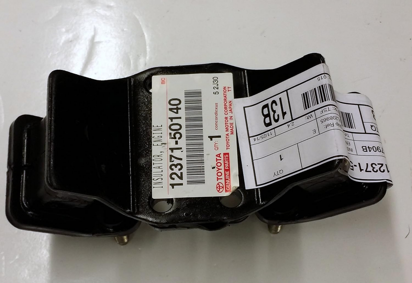 قاعدة مكينة خلفية رقم 1 لكزس LS430 رقم 12371-50140 | Rear Engine Mount