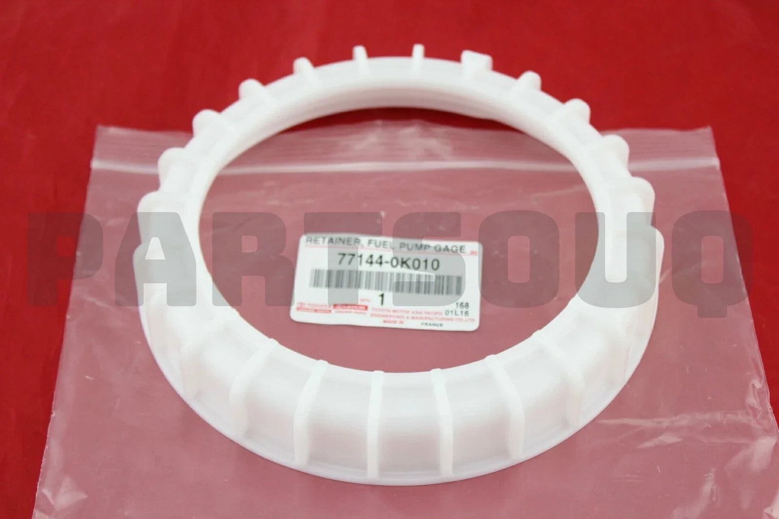 حلقة تثبيت عوامة مضخة الوقود تويوتا الأصلية، OEM 77144-0K010 | Genuine Toyota fuel pump gauge retainer