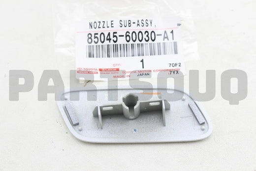 بخاخ غسيل المصباح الأمامي الأيسر الأصلي تويوتا 85045-60030-A1، لون أبيض لؤلؤي 070 | Genuine Toyota LH headlamp washer nozzle 85045-60030-A1, pearl white 070